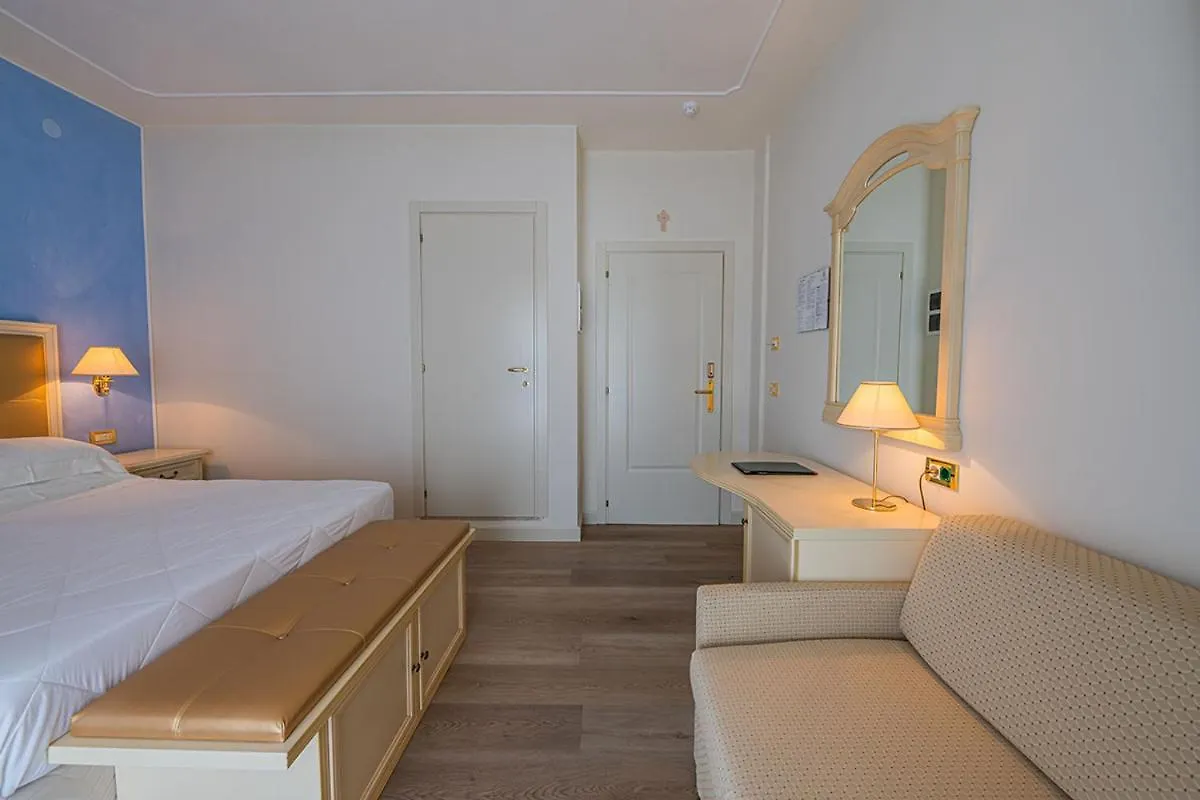 Hotel Ca' D'Oro Tre Stelle Superior Adults Only Bibione
