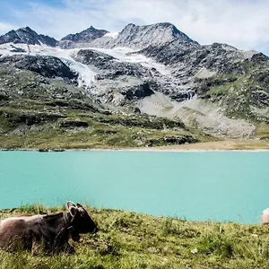 Corte Rossa 3*, Tirano Włochy