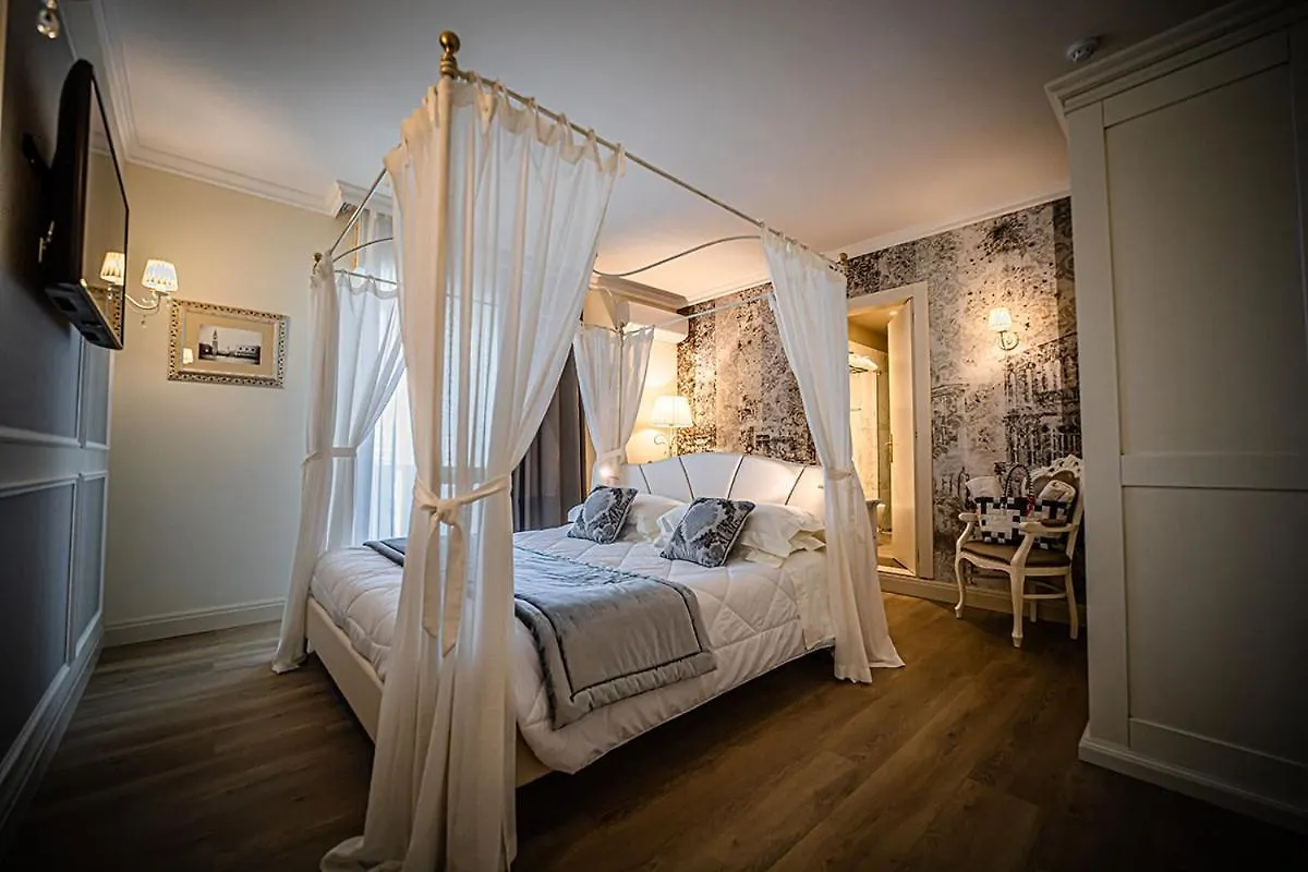 ***  Hotel Ca' D'Oro Tre Stelle Superior Adults Only Bibione Italy